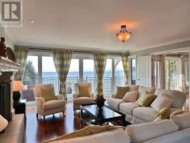 1698 Ocean Beach Esplanade, Gibsons, British Columbia  V0N 1V5 - Photo 10 - R2886268