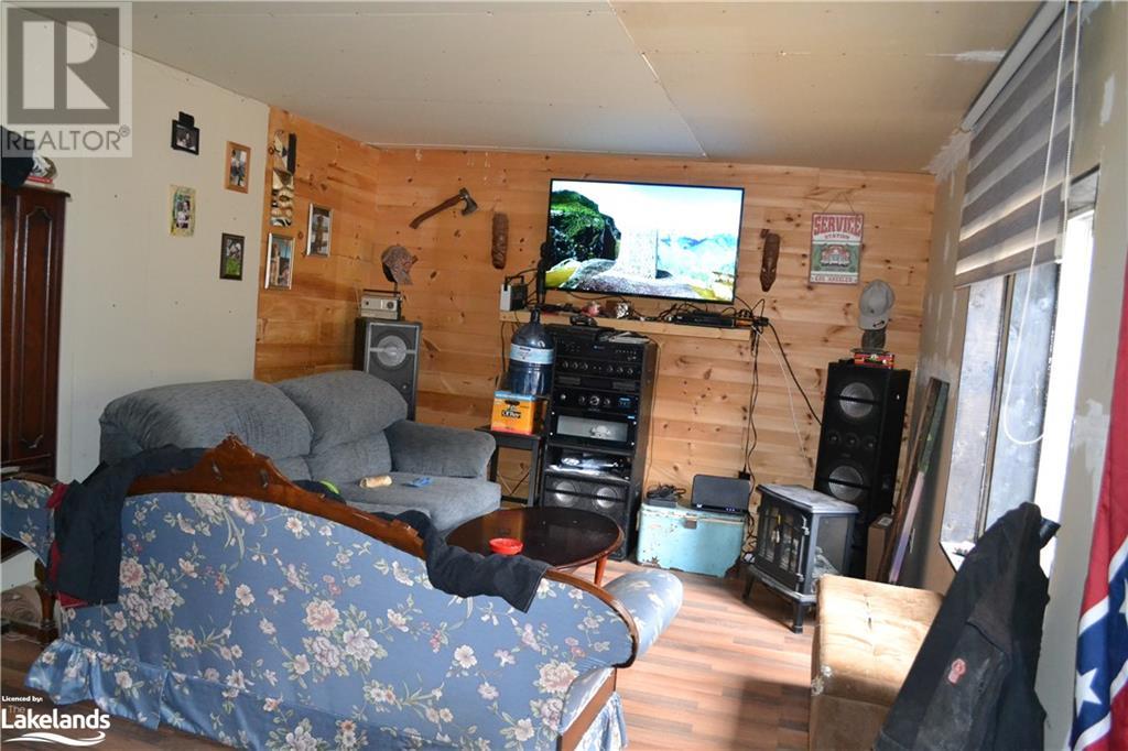 1837 592 Highway, Emsdale, Ontario  P0A 1J0 - Photo 15 - 40550388