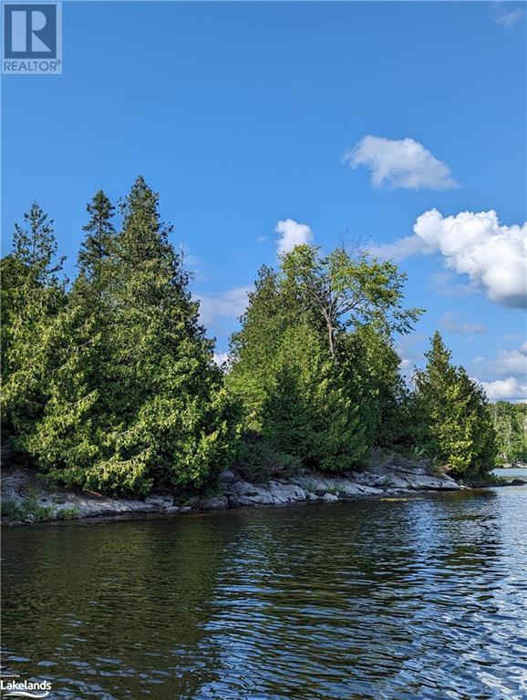0 SHAWANAGA LAKE, whitestone, Ontario