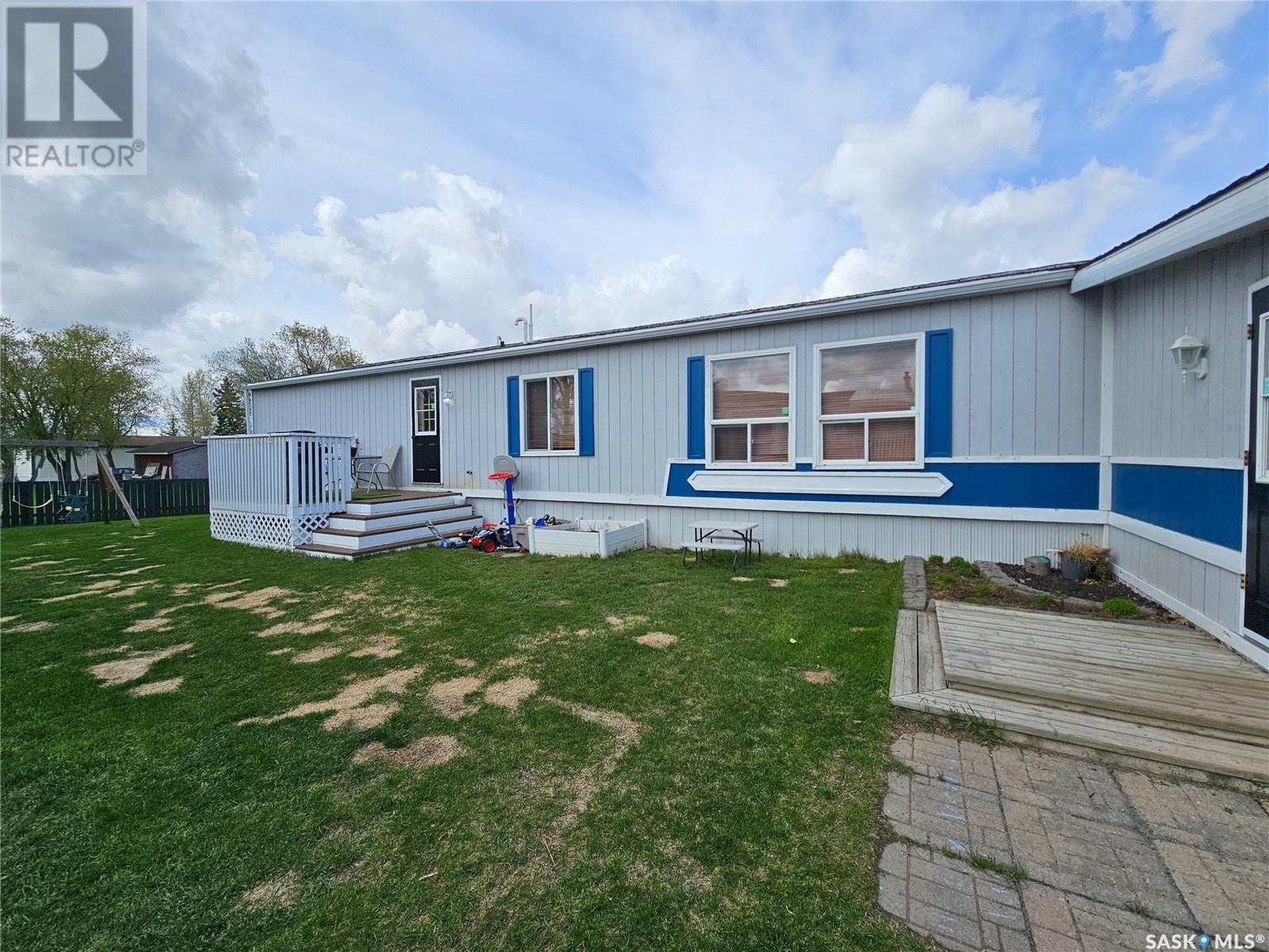 506 6th Avenue E, Meadow Lake, Saskatchewan  S9X 1X9 - Photo 17 - SK969607