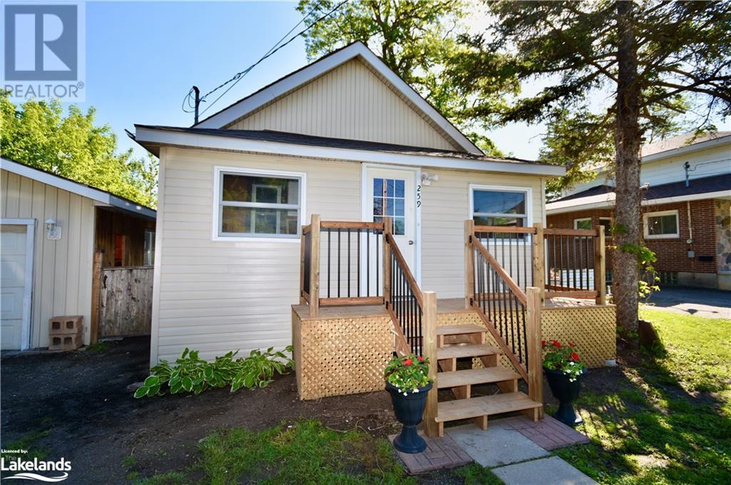 259 Russell Street, Midland, Ontario  L4R 3A1 - Photo 2 - 40593915