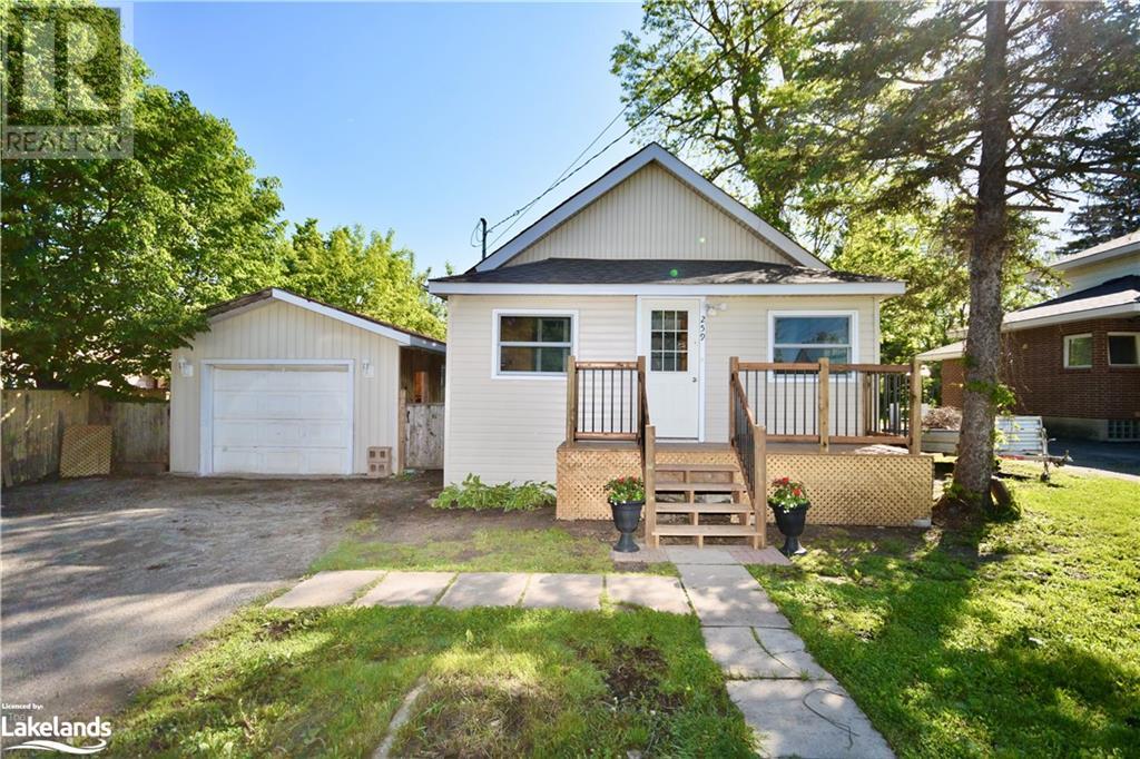 259 Russell Street, Midland, Ontario  L4R 3A1 - Photo 3 - 40593915