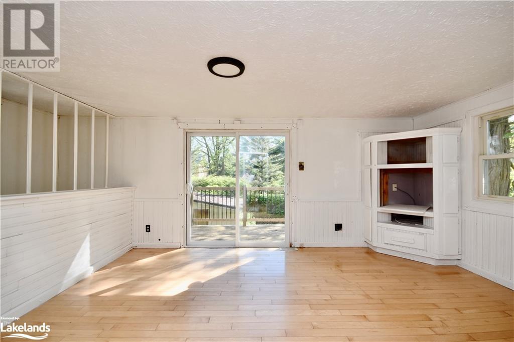 259 Russell Street, Midland, Ontario  L4R 3A1 - Photo 9 - 40593915
