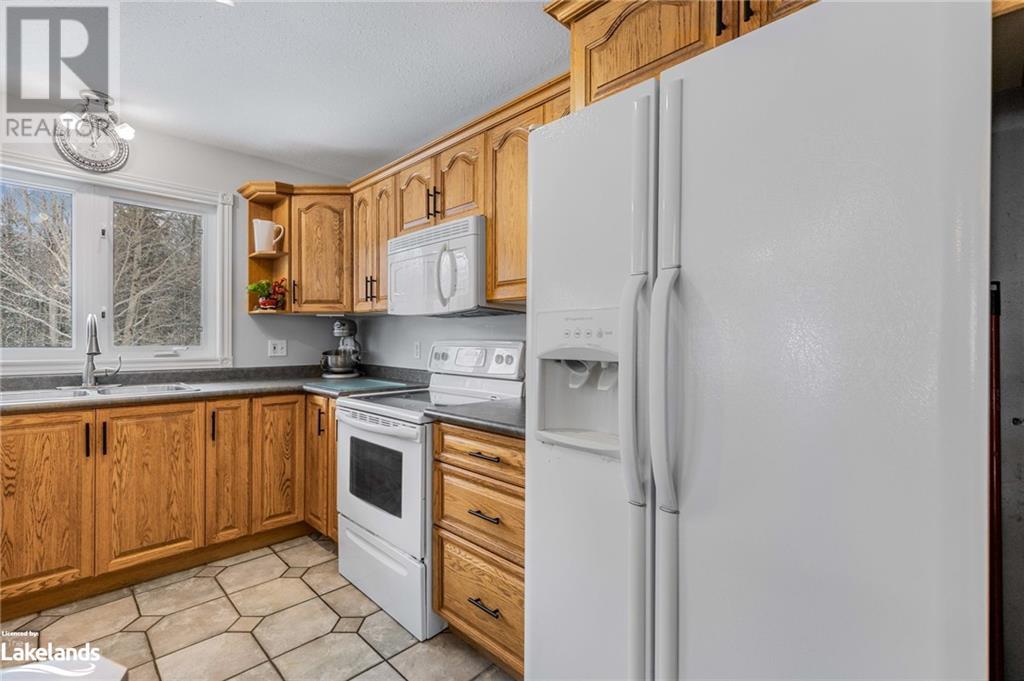 124 Arlynn Crescent, Penetanguishene, Ontario  L9M 2G9 - Photo 10 - 40594217