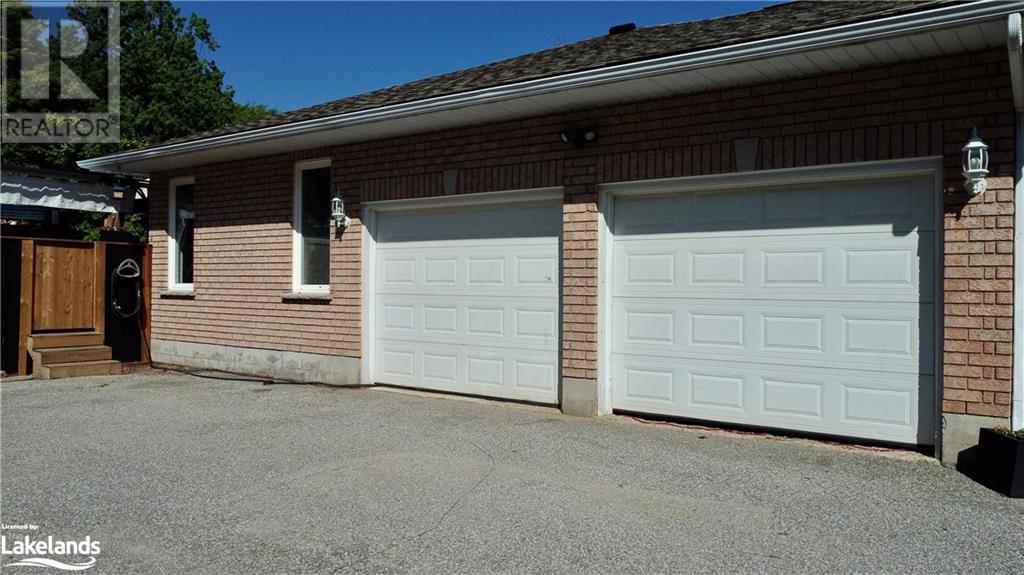 124 Arlynn Crescent, Penetanguishene, Ontario  L9M 2G9 - Photo 2 - 40594217