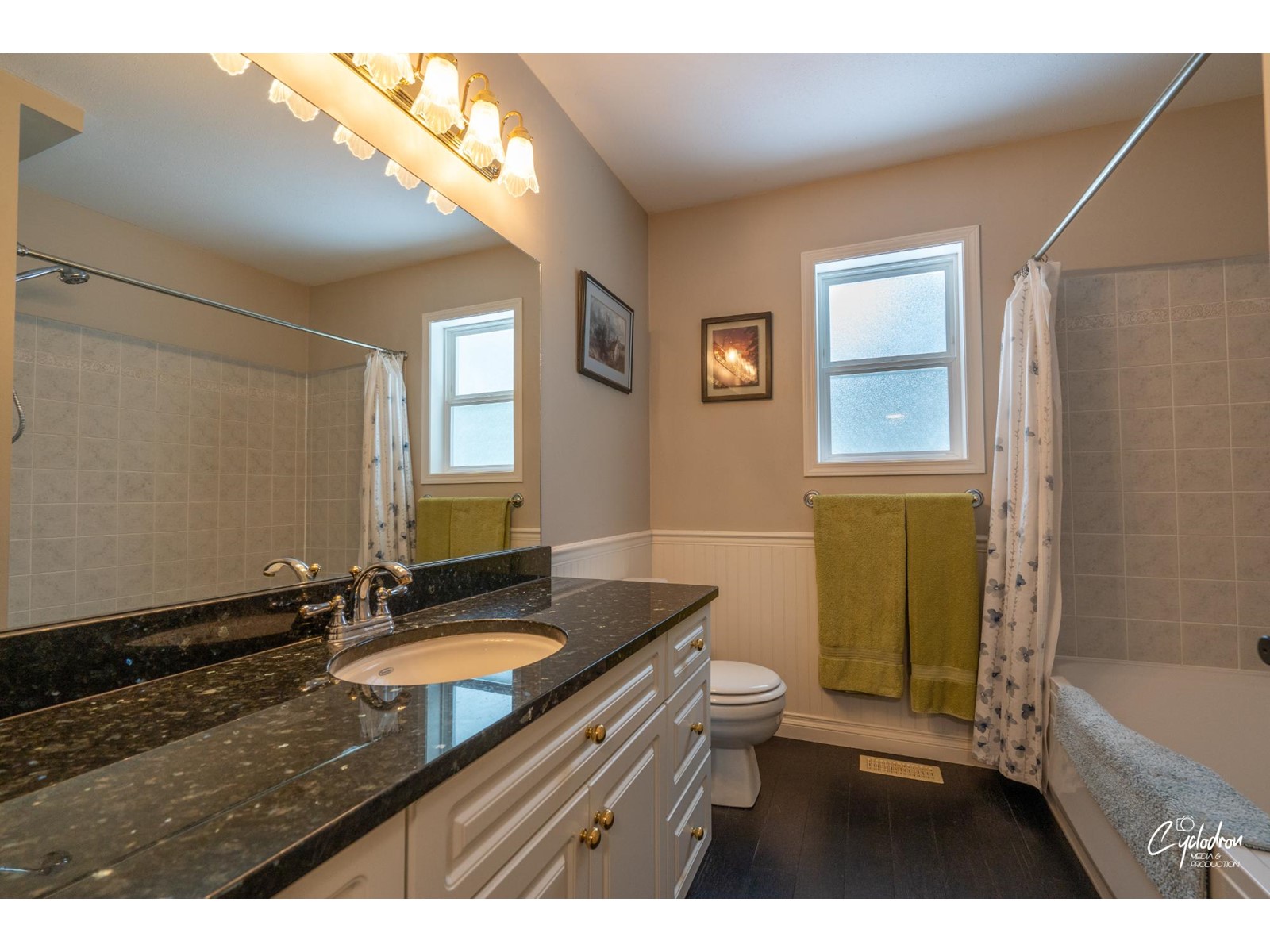 450 River Drive W, Christina Lake, British Columbia  V0H 1E0 - Photo 39 - 2477120