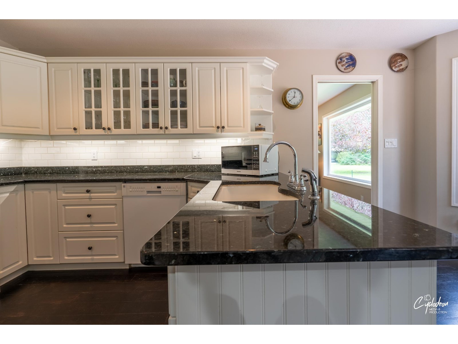 450 River Drive W, Christina Lake, British Columbia  V0H 1E0 - Photo 27 - 2477120