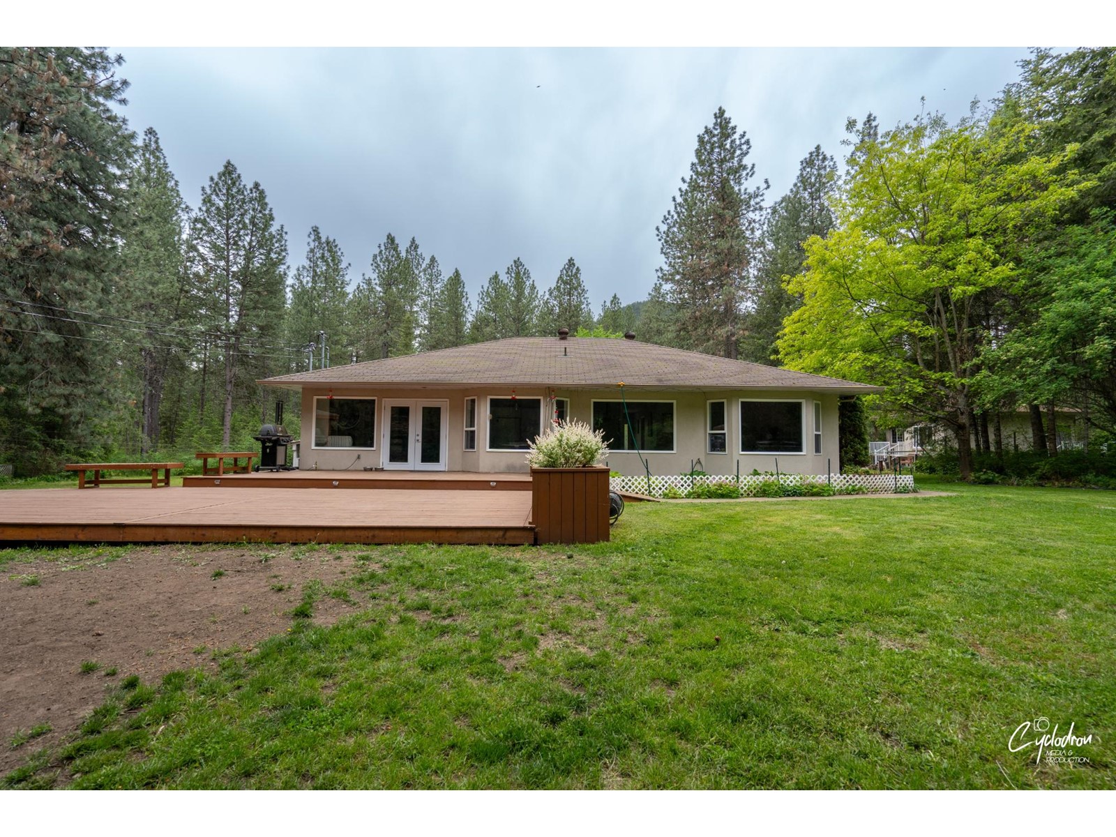 450 River Drive W, Christina Lake, British Columbia  V0H 1E0 - Photo 64 - 2477120