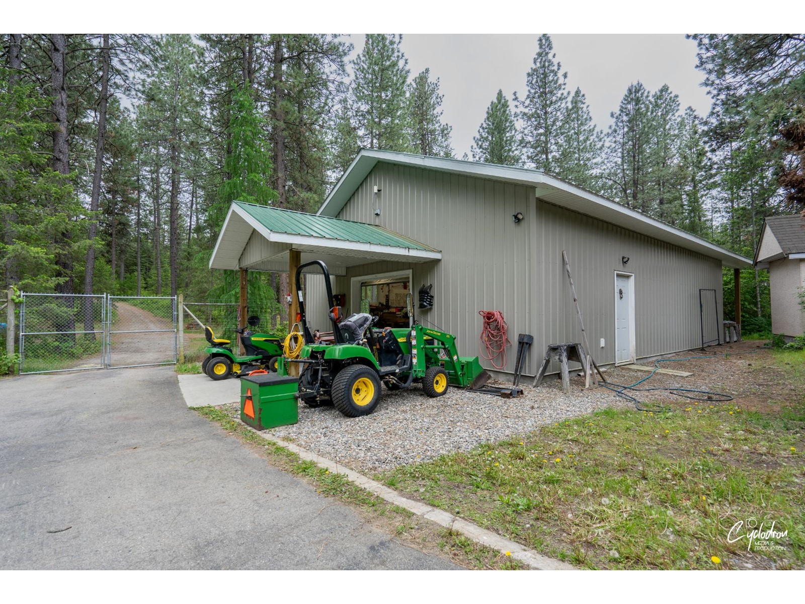 450 River Drive W, Christina Lake, British Columbia  V0H 1E0 - Photo 86 - 2477120