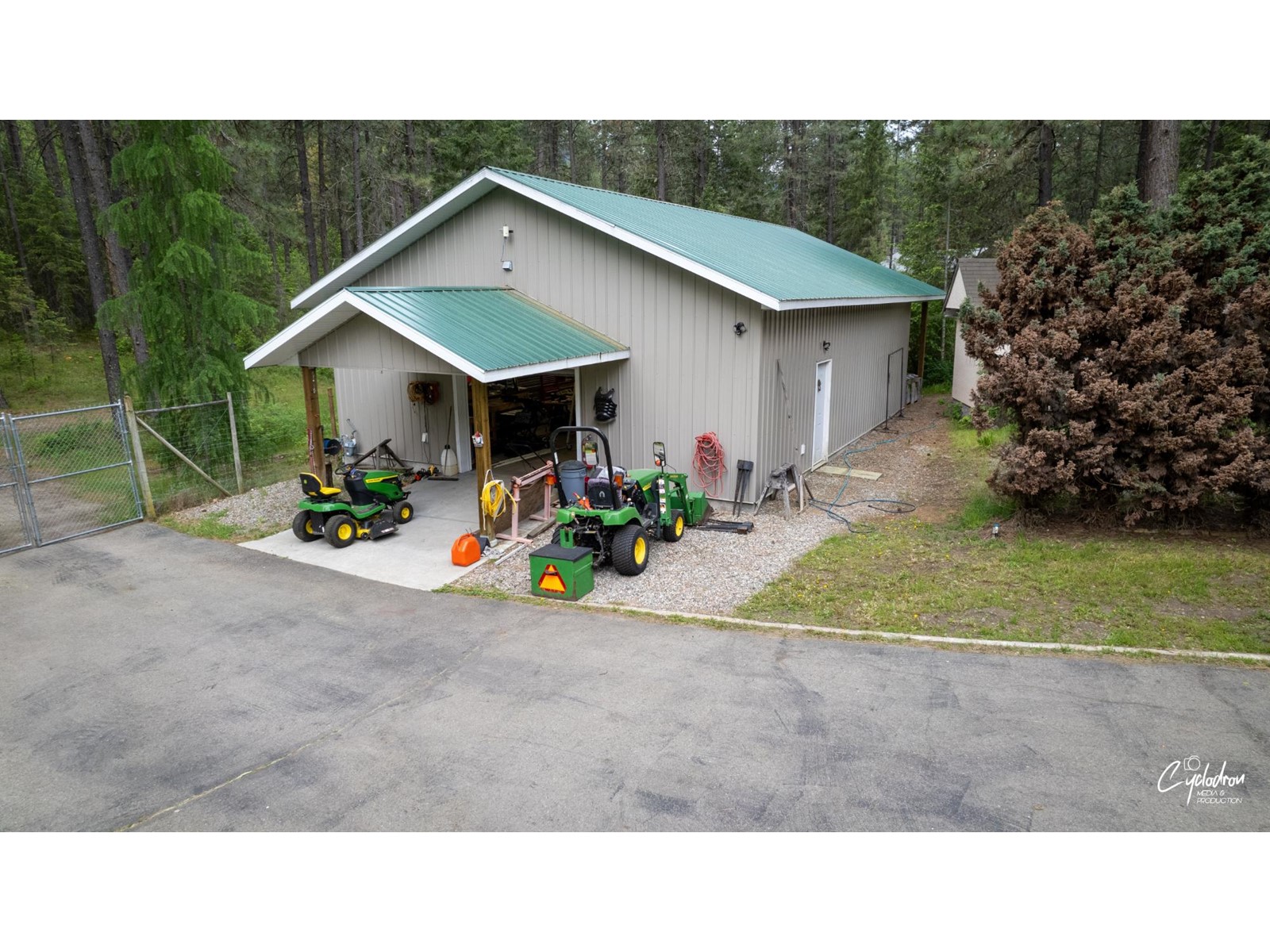 450 River Drive W, Christina Lake, British Columbia  V0H 1E0 - Photo 83 - 2477120