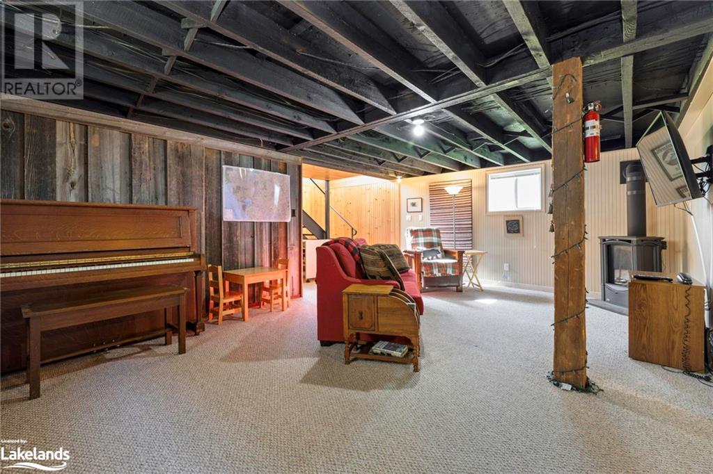 56 W Gibson Street, Parry Sound, Ontario  P2A 1B4 - Photo 11 - 40594210
