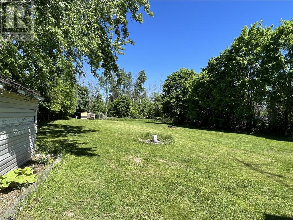 13153 Riverside Drive, Morrisburg, Ontario  K0C 1X0 - Photo 6 - 1393359