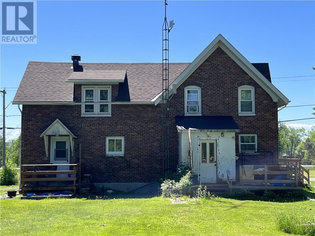 13153 Riverside Drive, Morrisburg, Ontario  K0C 1X0 - Photo 7 - 1393359