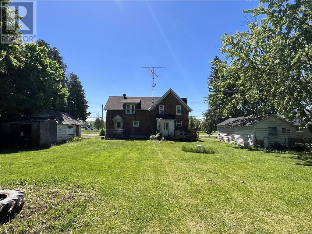 13153 Riverside Drive, Morrisburg, Ontario  K0C 1X0 - Photo 8 - 1393359