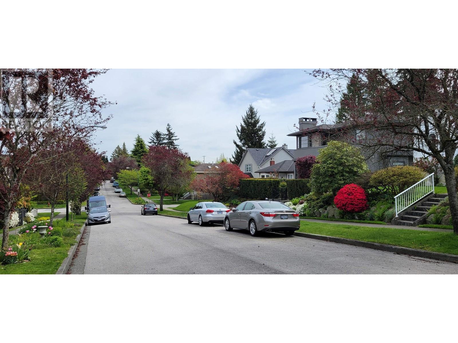 Property at 2814 W 32ND AVENUE image