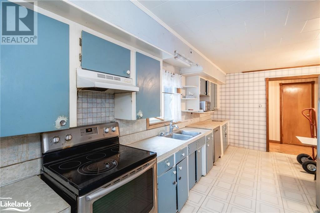 5 Water Street, Penetanguishene, Ontario  L9M 1V5 - Photo 8 - 40594831