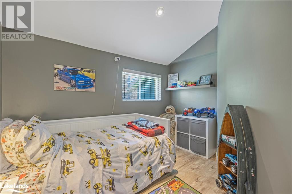 807 Mosley Street, Wasaga Beach, Ontario  L9Z 2H5 - Photo 16 - 40590956