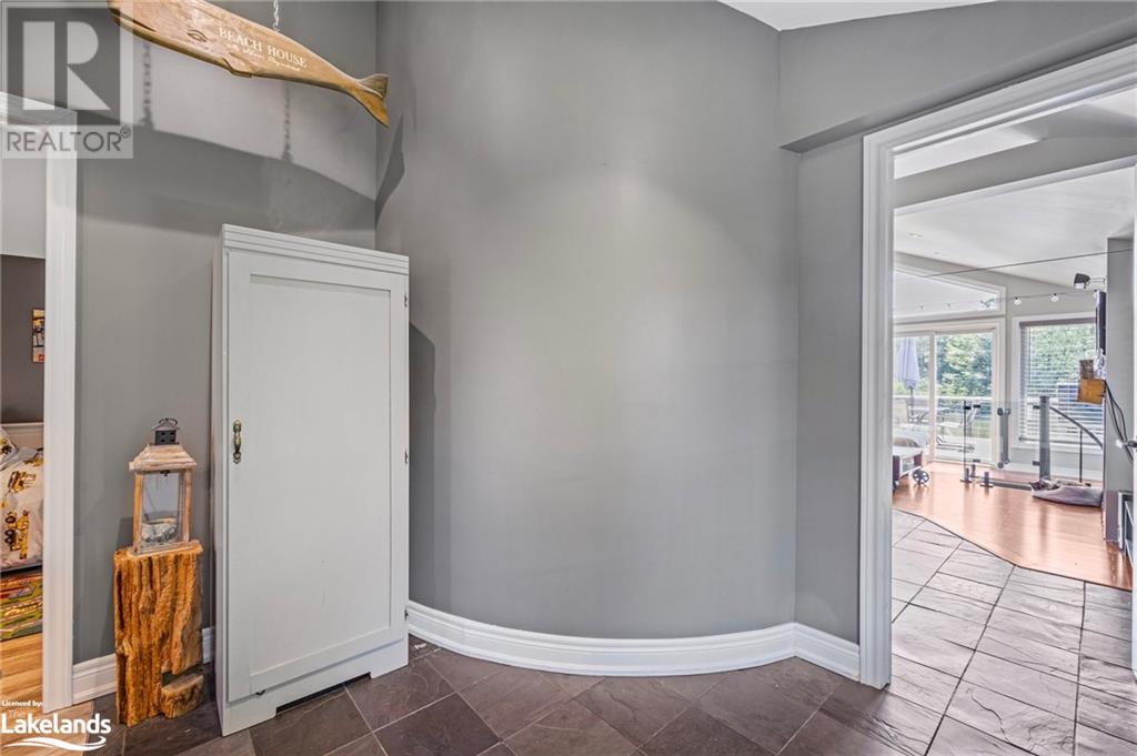 807 Mosley Street, Wasaga Beach, Ontario  L9Z 2H5 - Photo 6 - 40590956