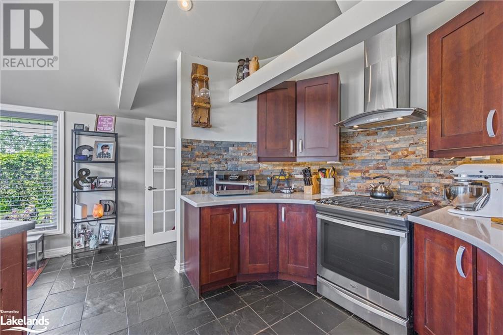 807 Mosley Street, Wasaga Beach, Ontario  L9Z 2H5 - Photo 10 - 40590956