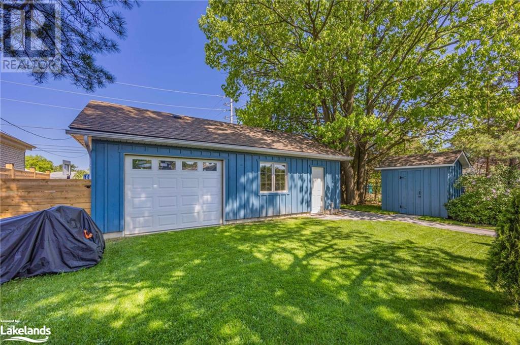 807 Mosley Street, Wasaga Beach, Ontario  L9Z 2H5 - Photo 37 - 40590956