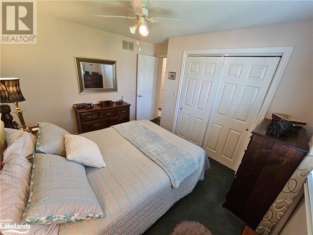 60 Pennsylvania Avenue, Wasaga Beach, Ontario  L9Z 3A8 - Photo 14 - 40594929