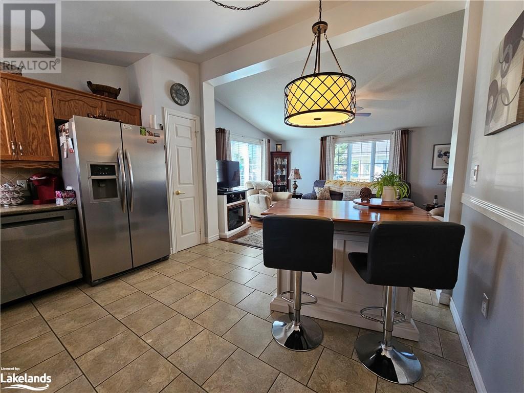 60 Pennsylvania Avenue, Wasaga Beach, Ontario  L9Z 3A8 - Photo 9 - 40594929