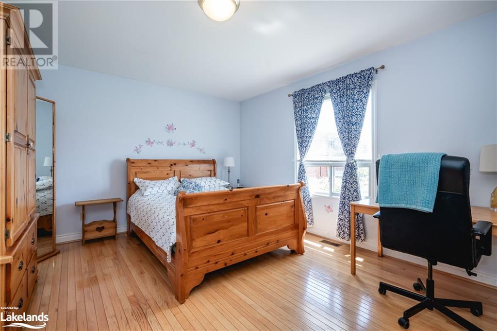 201 Rustic Road, North York, Ontario  M6L 1W3 - Photo 14 - 40594882