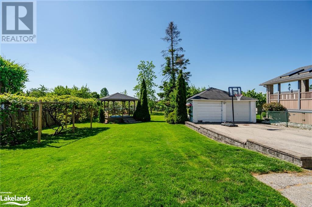 201 Rustic Road, North York, Ontario  M6L 1W3 - Photo 23 - 40594882