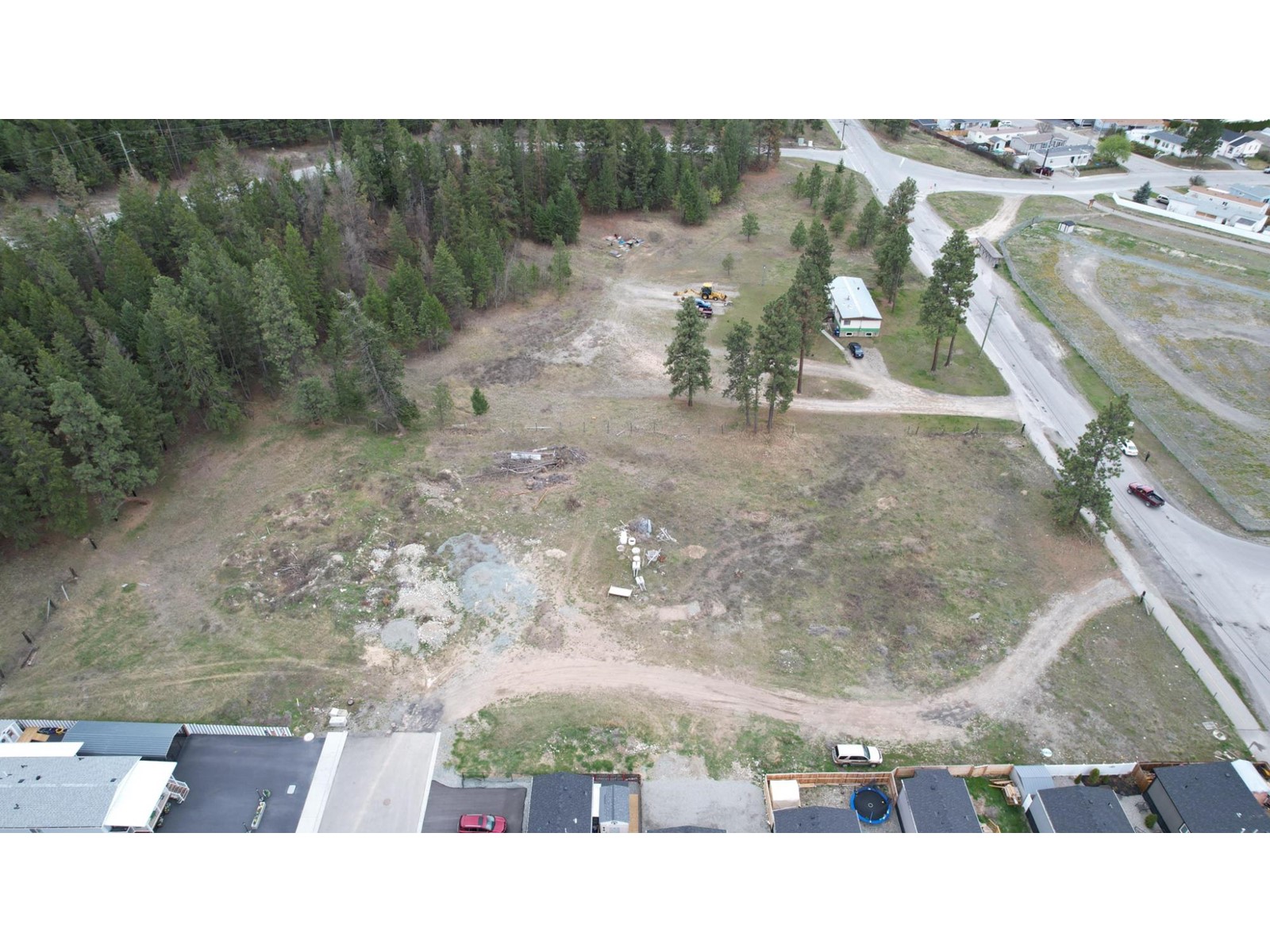 2306 30th Avenue N, Cranbrook, British Columbia V1C 7B1 (26942421