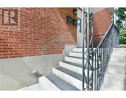 391 GREENWOOD AVENUE