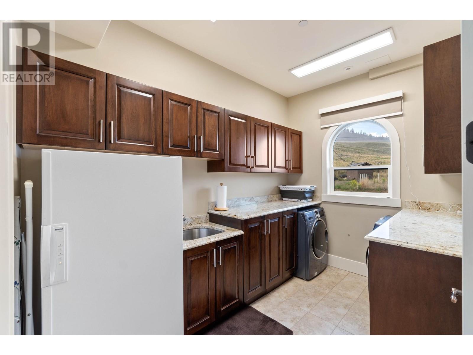 6240 Trans Canada Highway, Kamloops, British Columbia  V1S 2A2 - Photo 62 - 178684
