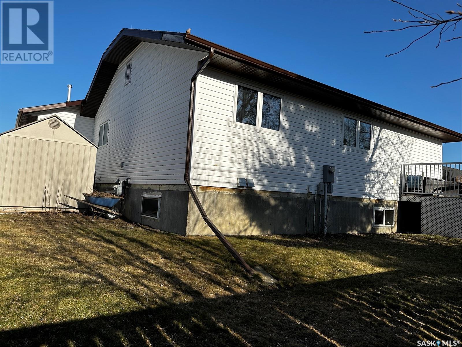 304 Archibald Street, Midale, Saskatchewan  S0C 1S0 - Photo 43 - SK970535