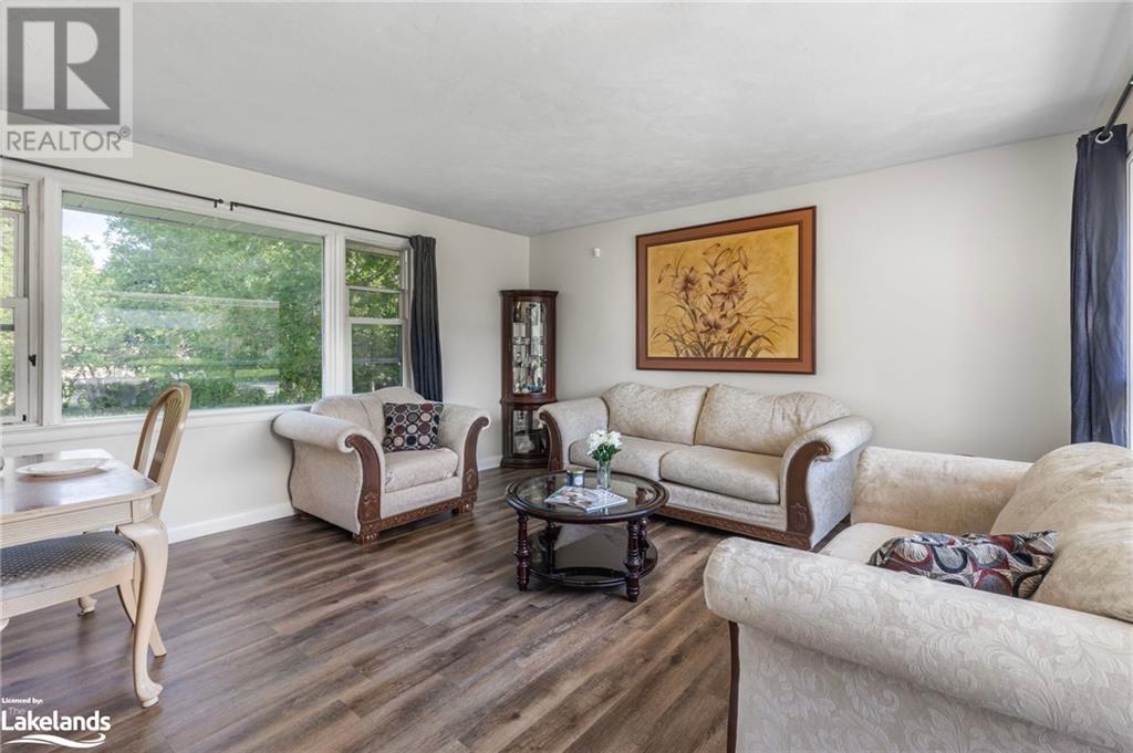 248 Wellington Street E, Barrie, Ontario  L4M 2E3 - Photo 4 - 40594526