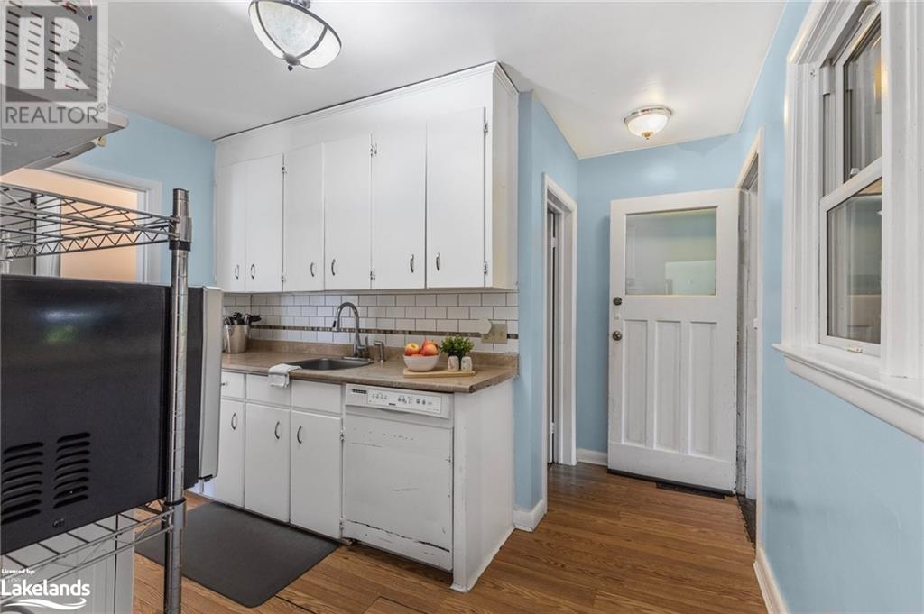 248 Wellington Street E, Barrie, Ontario  L4M 2E3 - Photo 8 - 40594526