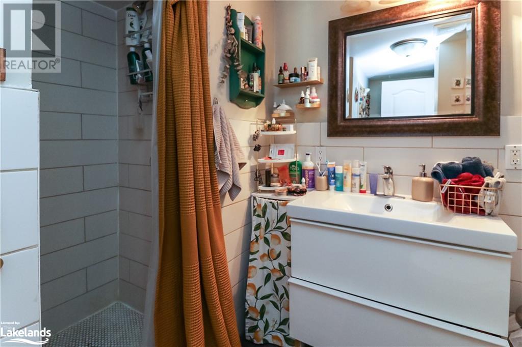30 64th Street N, Wasaga Beach, Ontario  L9Z 1V2 - Photo 25 - 40592492