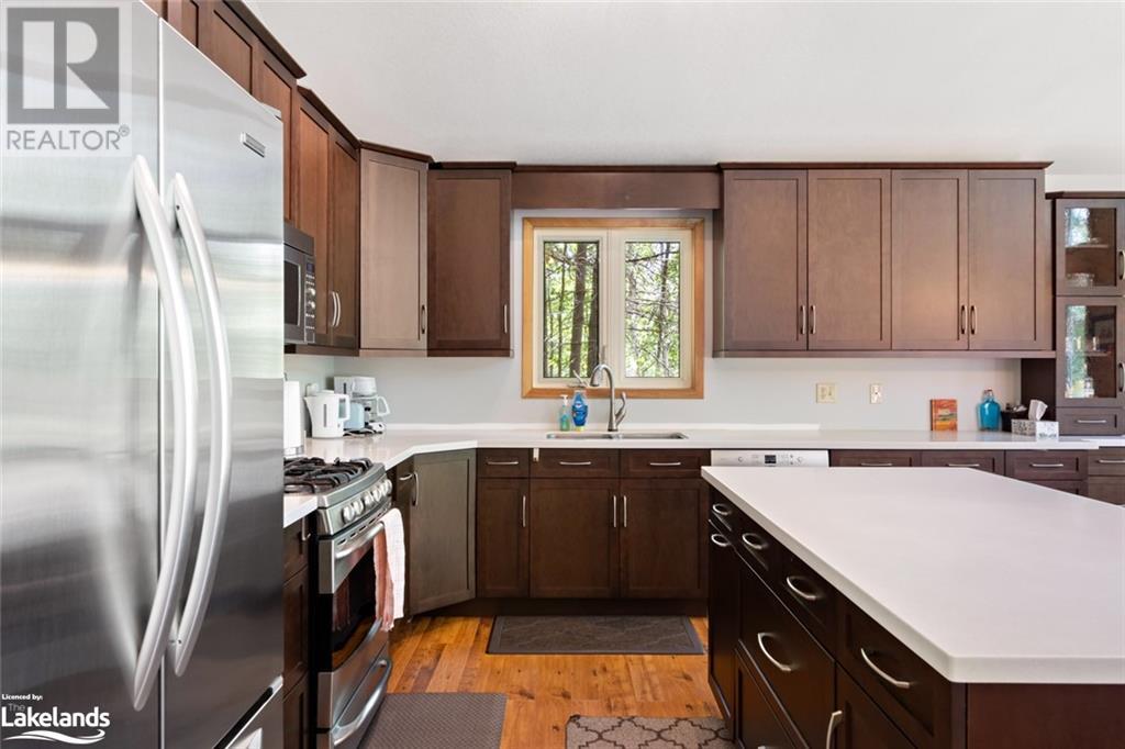 38 Shebeshekong Est Rd S, Carling, Ontario  P0G 1G0 - Photo 17 - 40595127