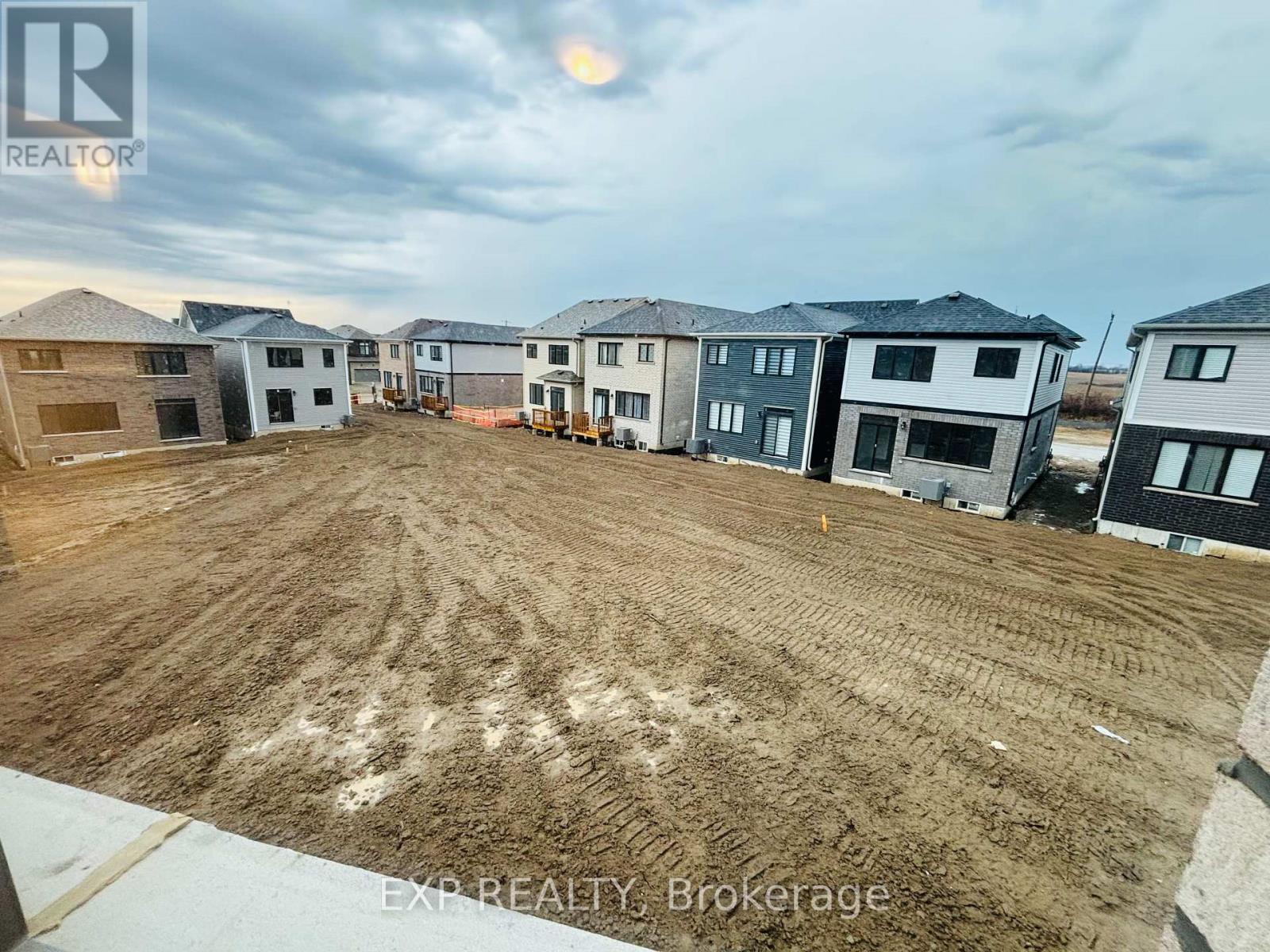 35 Wintergreen Crescent, Haldimand, Ontario  N3W 0H9 - Photo 29 - X8373268