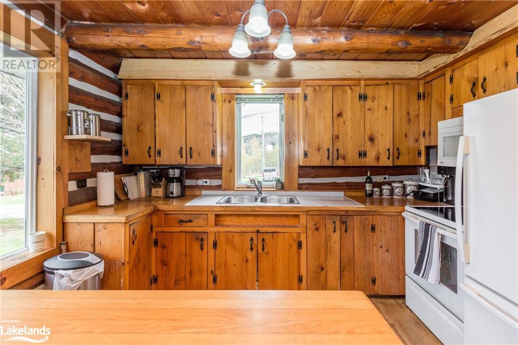411 Peggs Mountain Road Unit# A, Burk's Falls, Ontario  P0A 1C0 - Photo 15 - 40580181