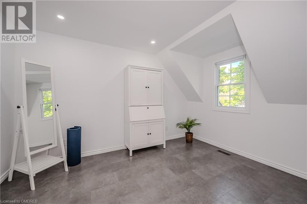 76 Brock Street, Oakville, Ontario  L6K 2Z1 - Photo 24 - 40566877