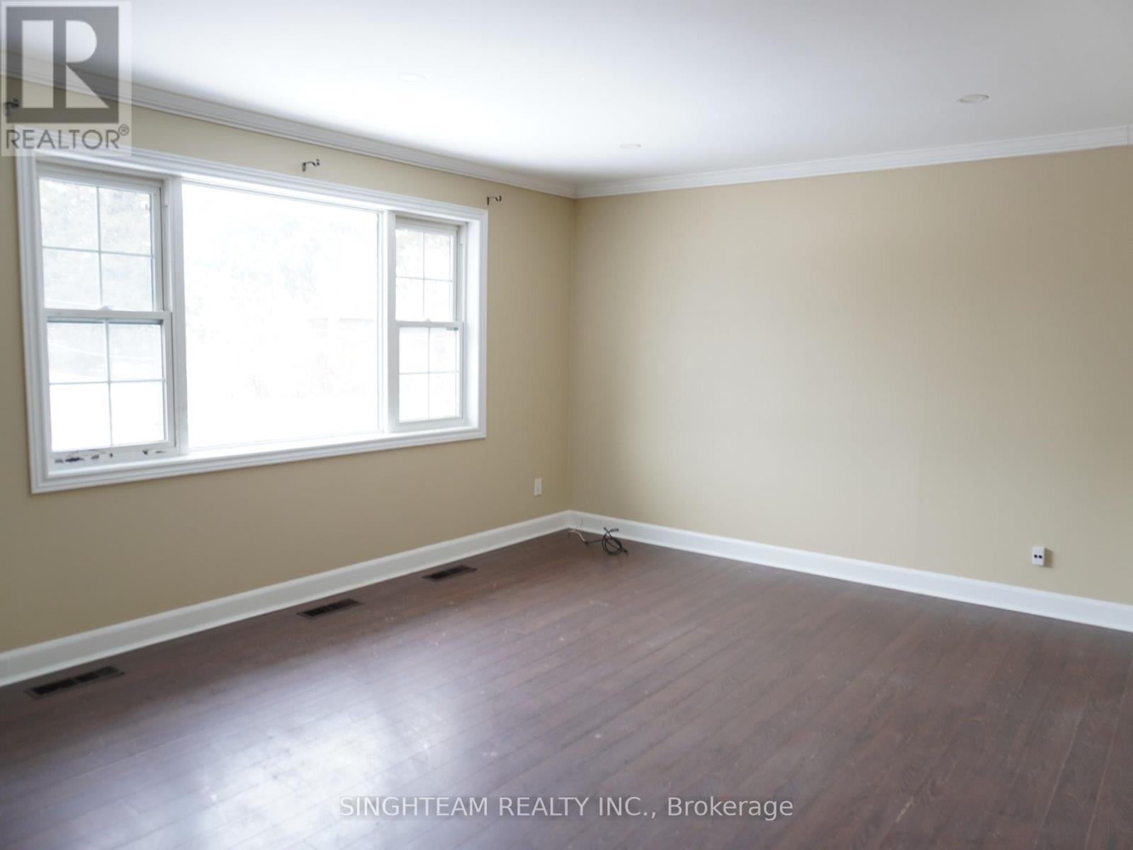 2nd Lvl - 37 Rose Street, Barrie, Ontario  L4M 2T3 - Photo 12 - S8374204