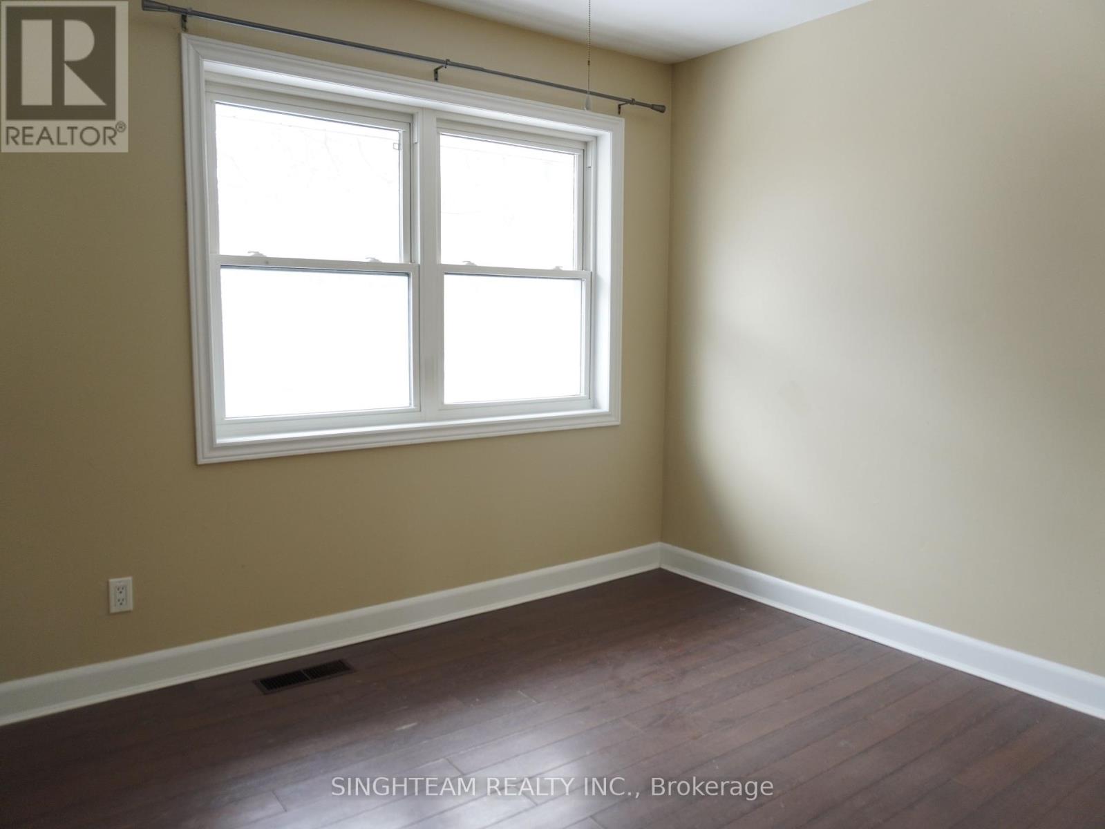 2nd Lvl - 37 Rose Street, Barrie, Ontario  L4M 2T3 - Photo 7 - S8374204