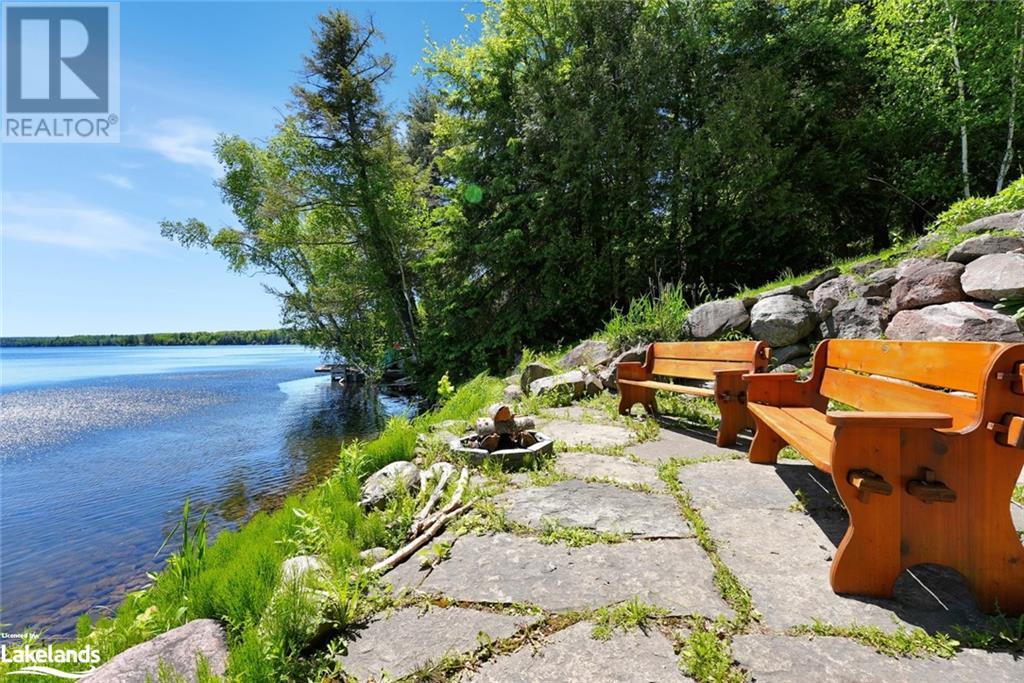 6210 Haliburton Lake Road, Haliburton, Ontario  K0M 1S0 - Photo 3 - 40584304