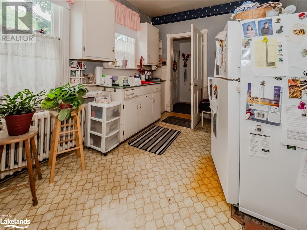 590 Bay Street, Gravenhurst, Ontario  P1P 1G8 - Photo 6 - 40581733