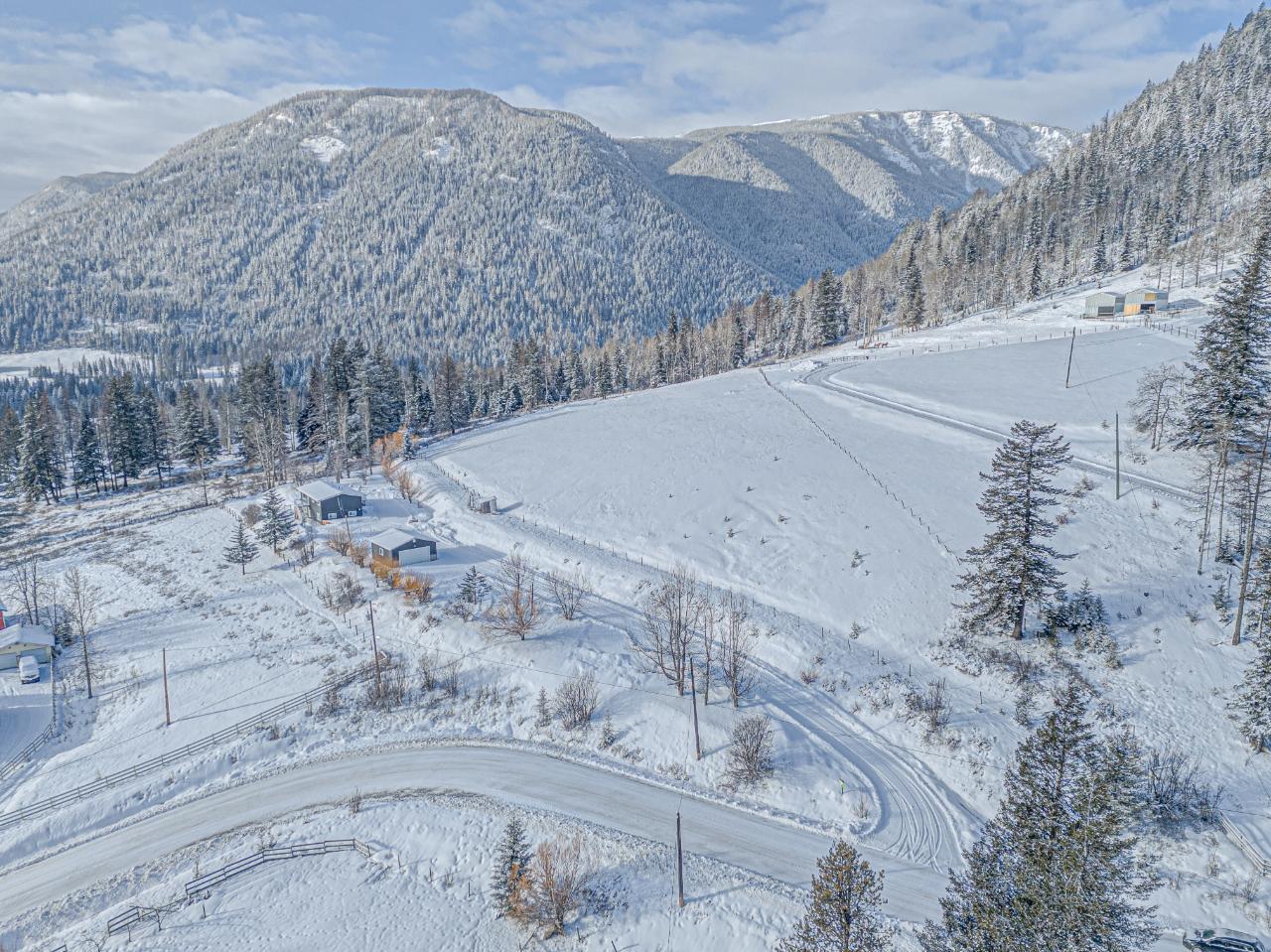 6785 Hillside Drive, Sparwood, British Columbia  V0B 2G3 - Photo 26 - 2474797