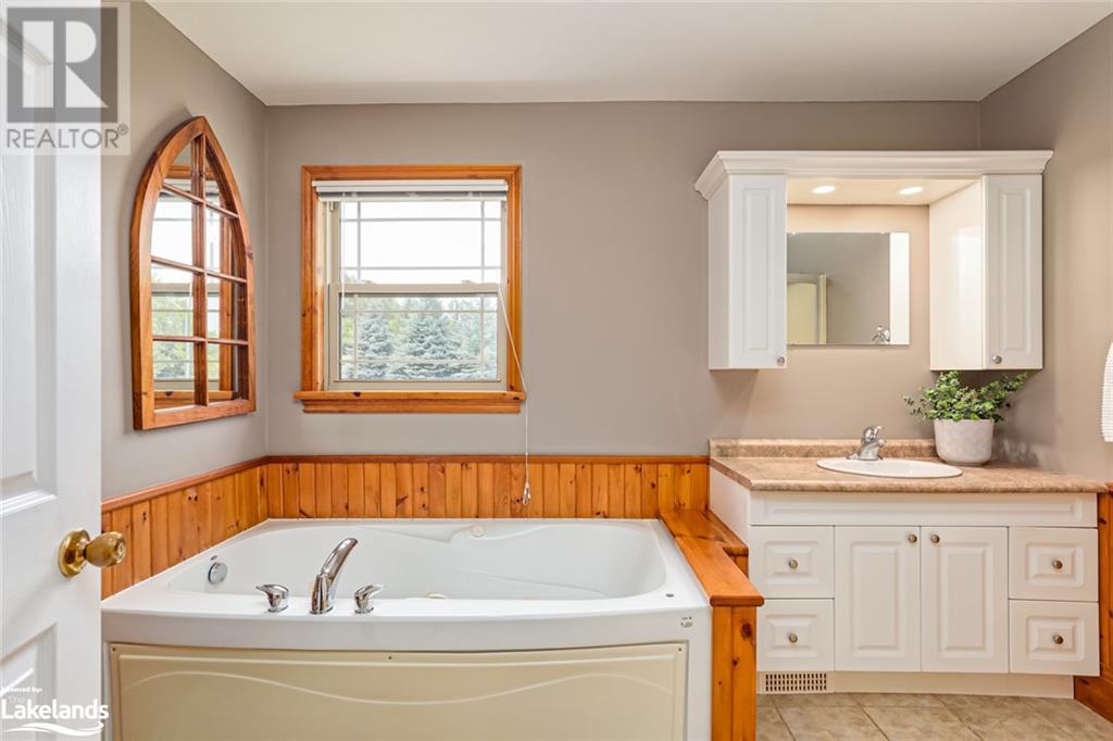 47 Blackburn Avenue, Nottawa, Ontario  L0M 1P0 - Photo 14 - 40594594