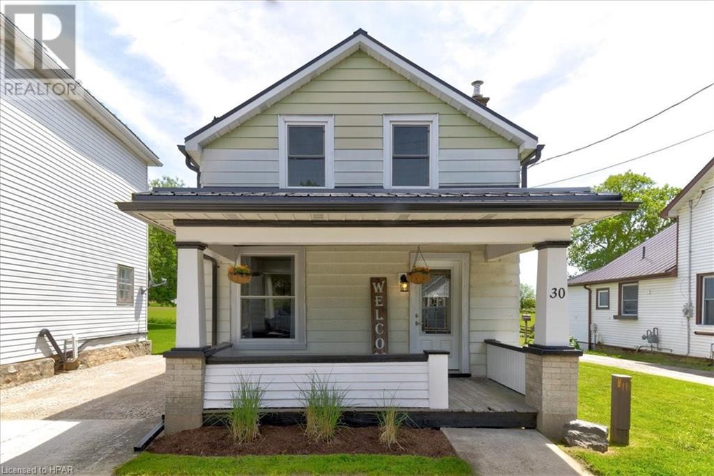 30 Mcgivern Street, Moorefield, Ontario N0G 2K0 (26947304) Amy