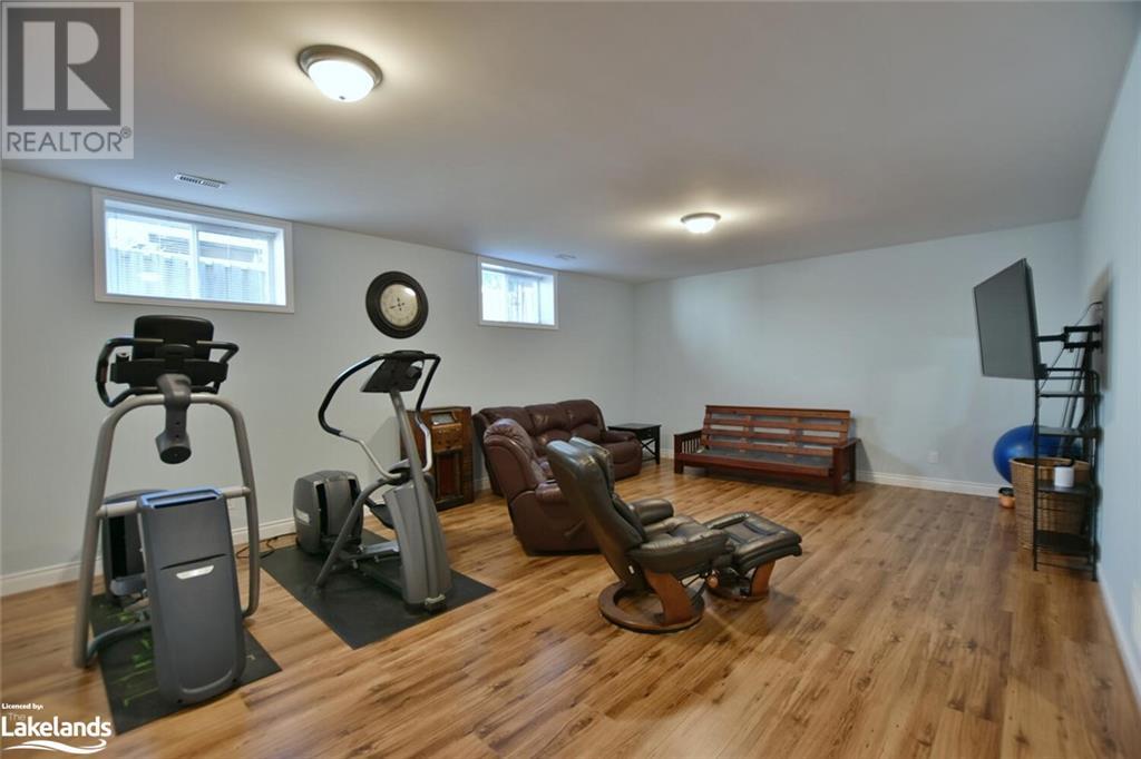 37 Wesley Avenue, Wasaga Beach, Ontario  L9Z 1C8 - Photo 30 - 40590577
