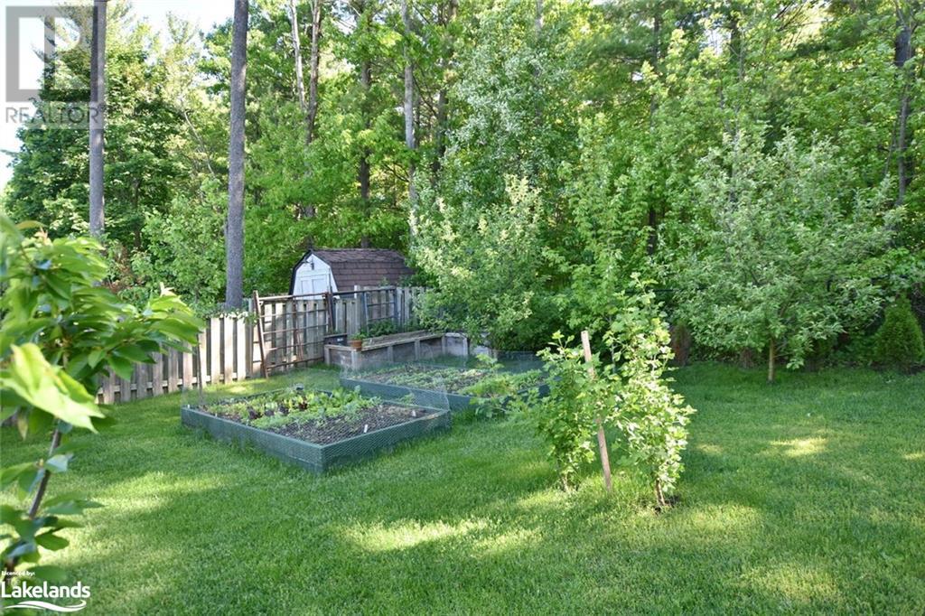 37 Wesley Avenue, Wasaga Beach, Ontario  L9Z 1C8 - Photo 9 - 40590577