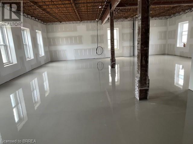 84 Market Street Unit# 101, Brantford, Ontario  N3T 2Z7 - Photo 3 - 40534800