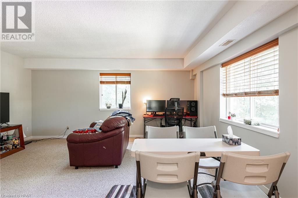 84 Church Street Unit# 4, Stratford, Ontario  N5A 2R2 - Photo 13 - 40592366